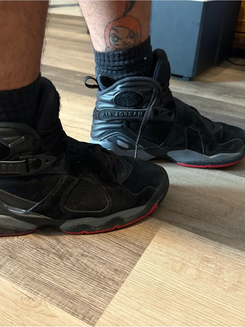 Air Jordan 8 Retro Bred - size 9 men’s